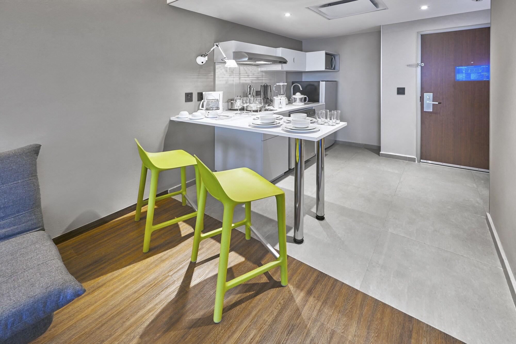 City Express Suites By Marriott Silao Aeropuerto Extérieur photo