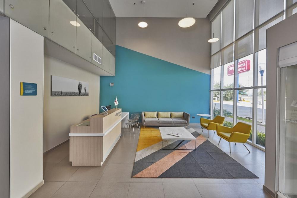 City Express Suites By Marriott Silao Aeropuerto Extérieur photo