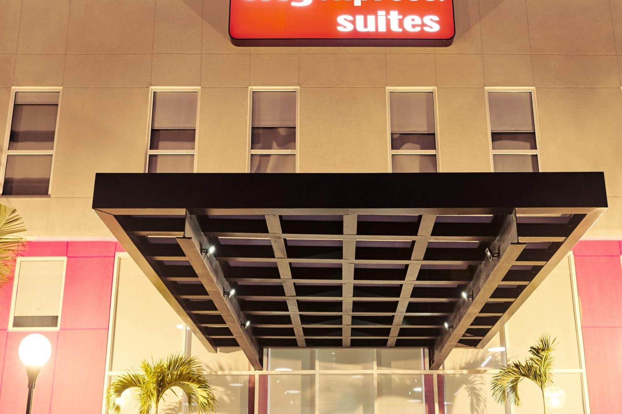 City Express Suites By Marriott Silao Aeropuerto Extérieur photo