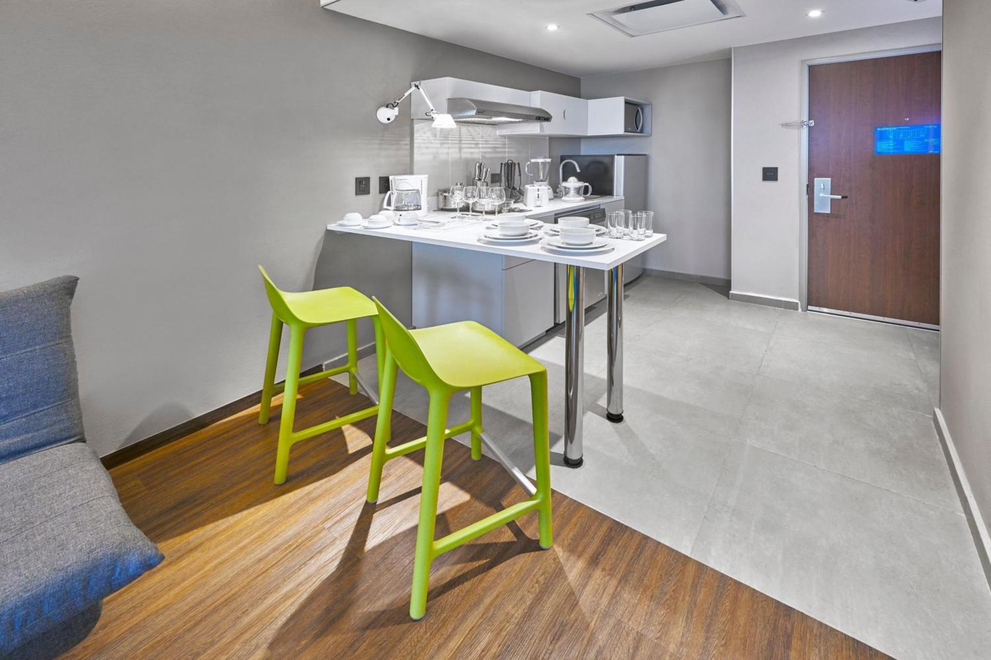 City Express Suites By Marriott Silao Aeropuerto Extérieur photo