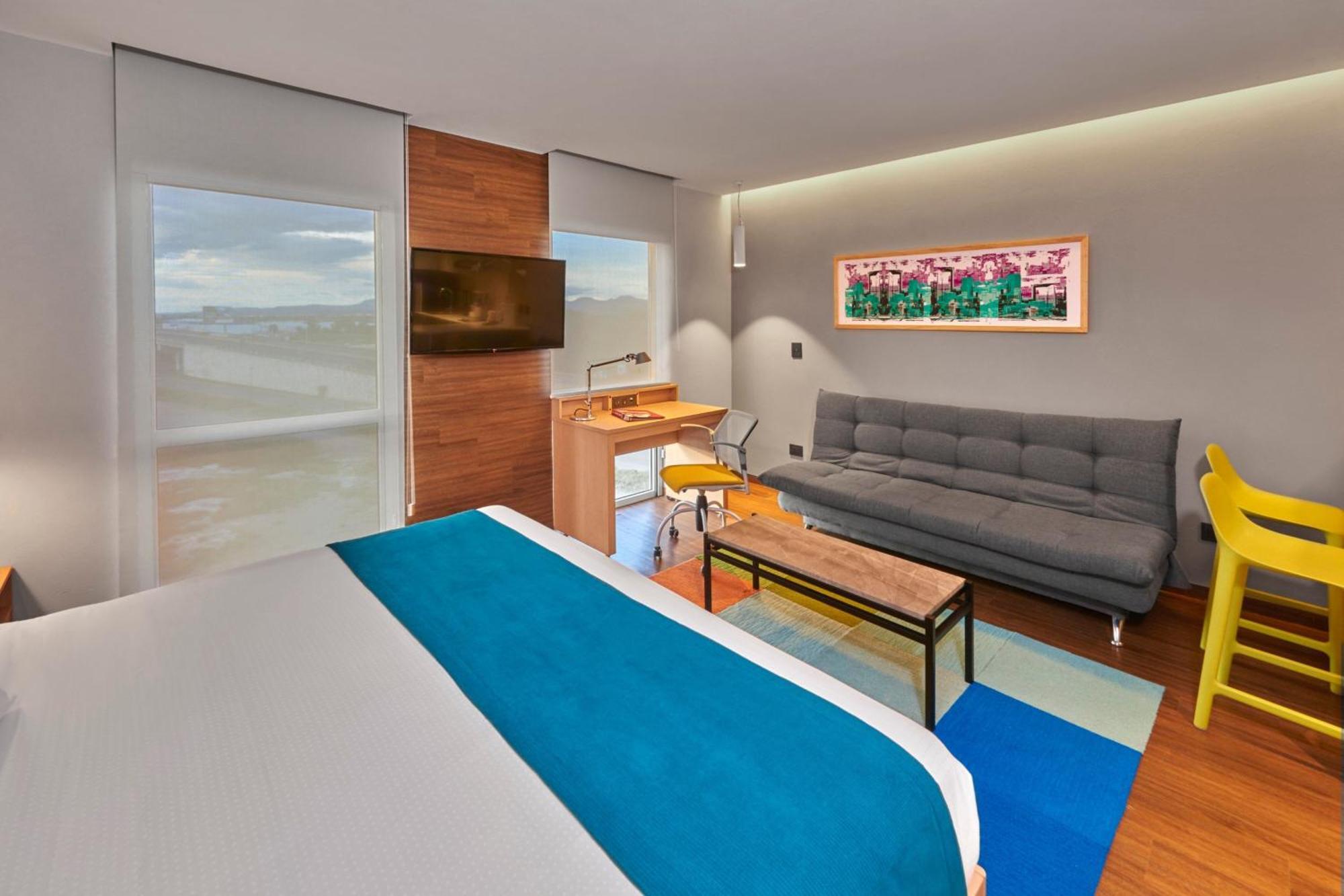 City Express Suites By Marriott Silao Aeropuerto Extérieur photo
